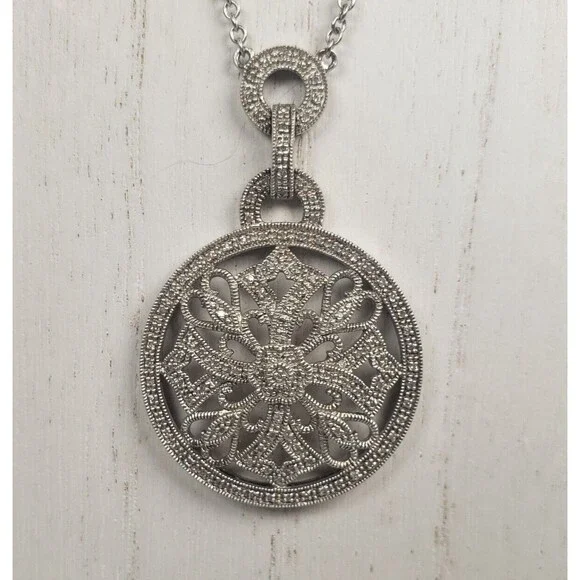 Vintage 925 Sterling Silver w Diamond Circle Cross Hearts Pendant Chain Necklace - Picture 12 of 16